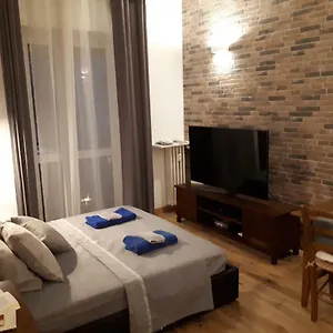 Appartamento Modern And Stylish Close To Subway Milano